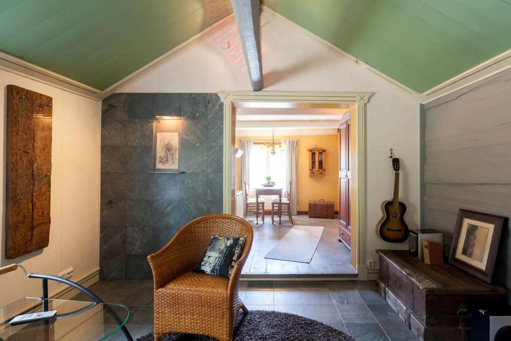 Villa Torppa Stengard 1700-Luvulta à Porvoo Extérieur photo